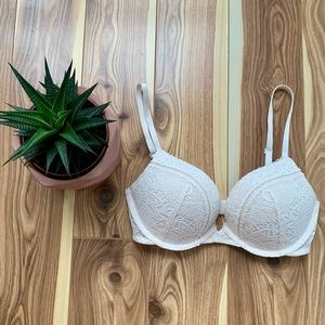 VICTORIA'S SECRET | bombshell push-up bra white lace size 32C